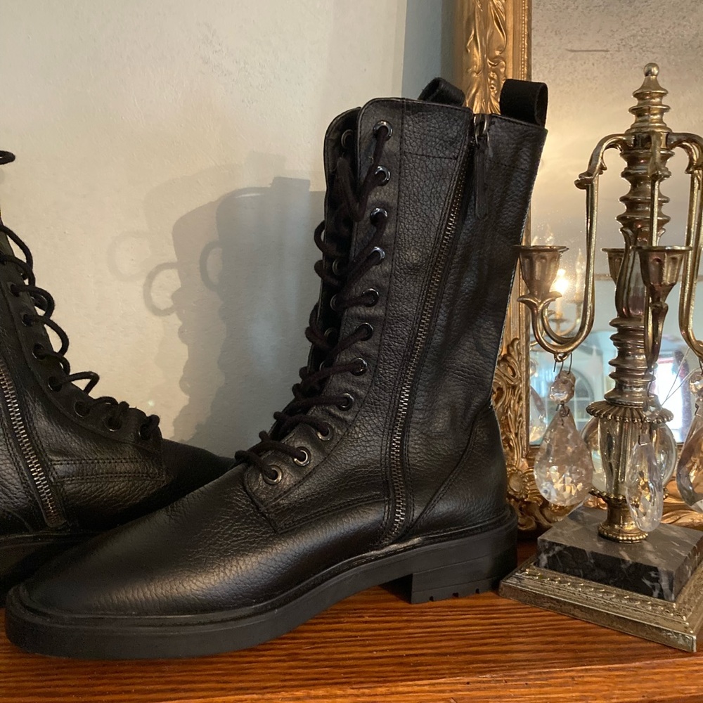 Zara lace up combat boots. Black size 40. New without tags.